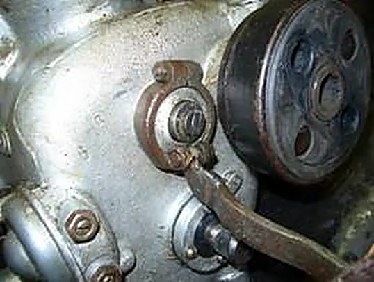 K-750M — remont silnika — zdjęcie