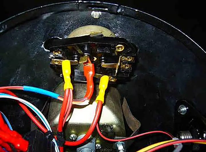 K-750M — remont silnika — zdjęcie