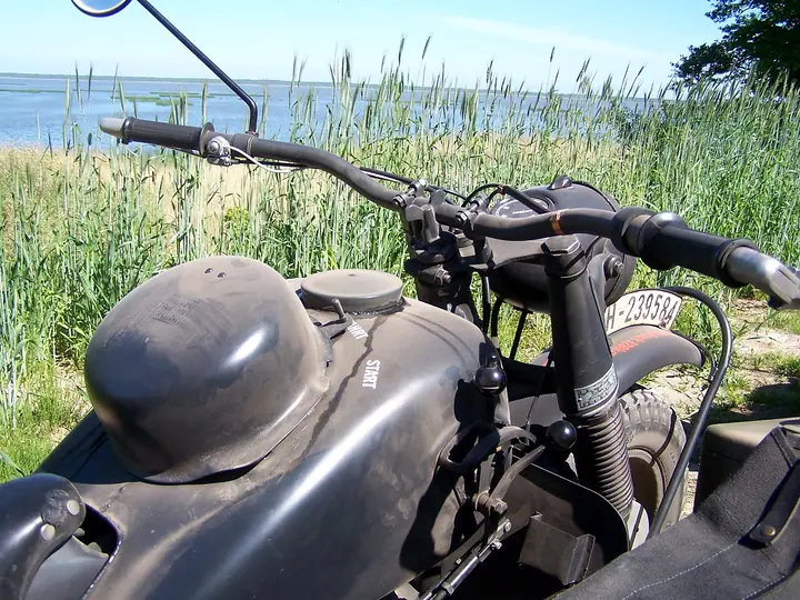 Piach wciąga, czyli IV Zlot BMW R75 i Zündapp KS750 — zdjęcie